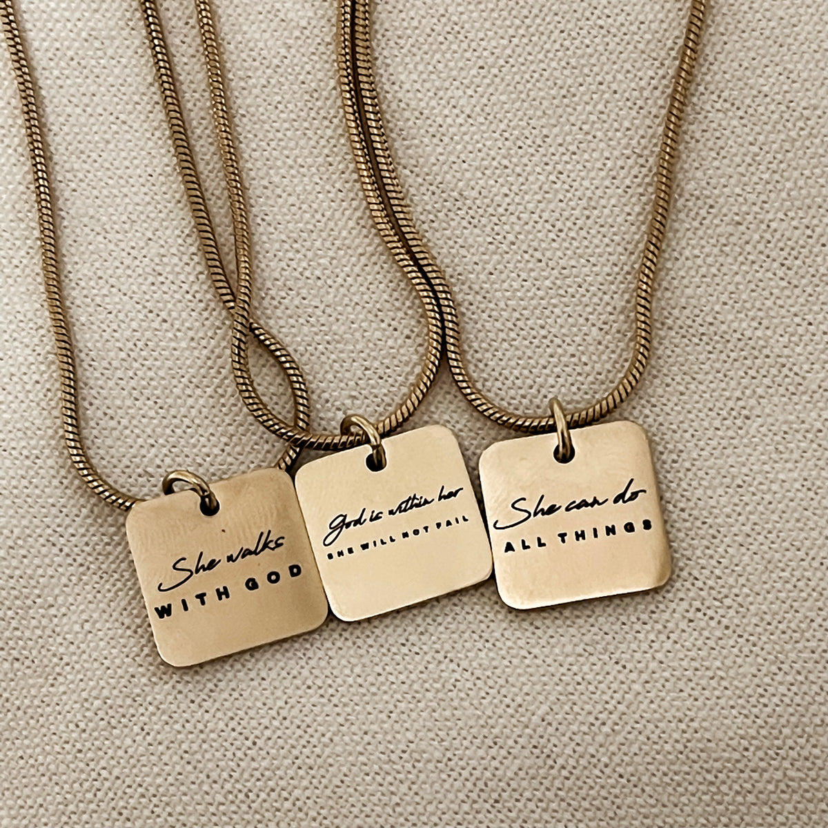 Minimal Tag Necklace - Gold